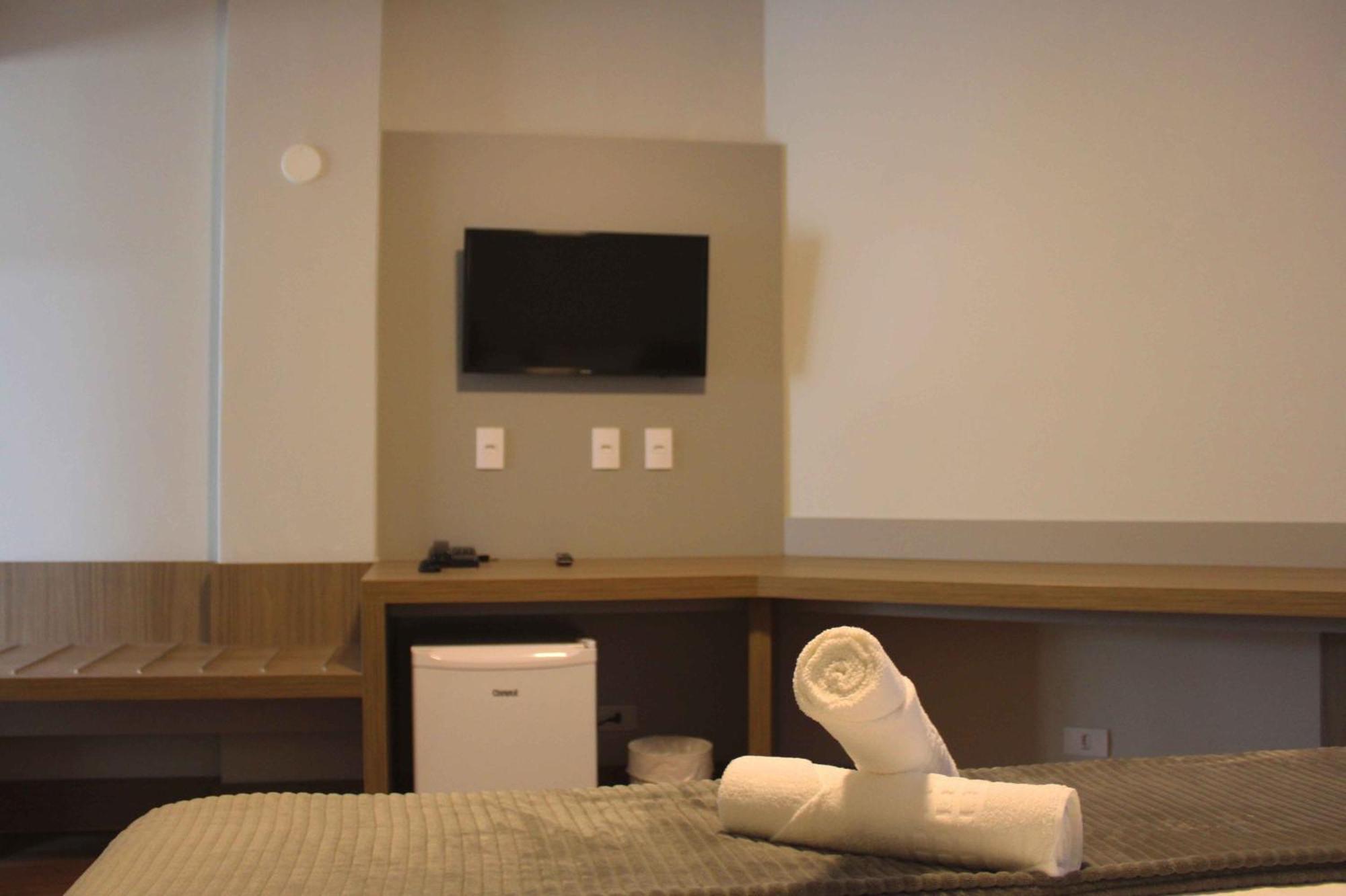 Hotel Evora By Rede Sagres Florianópolis Екстериор снимка