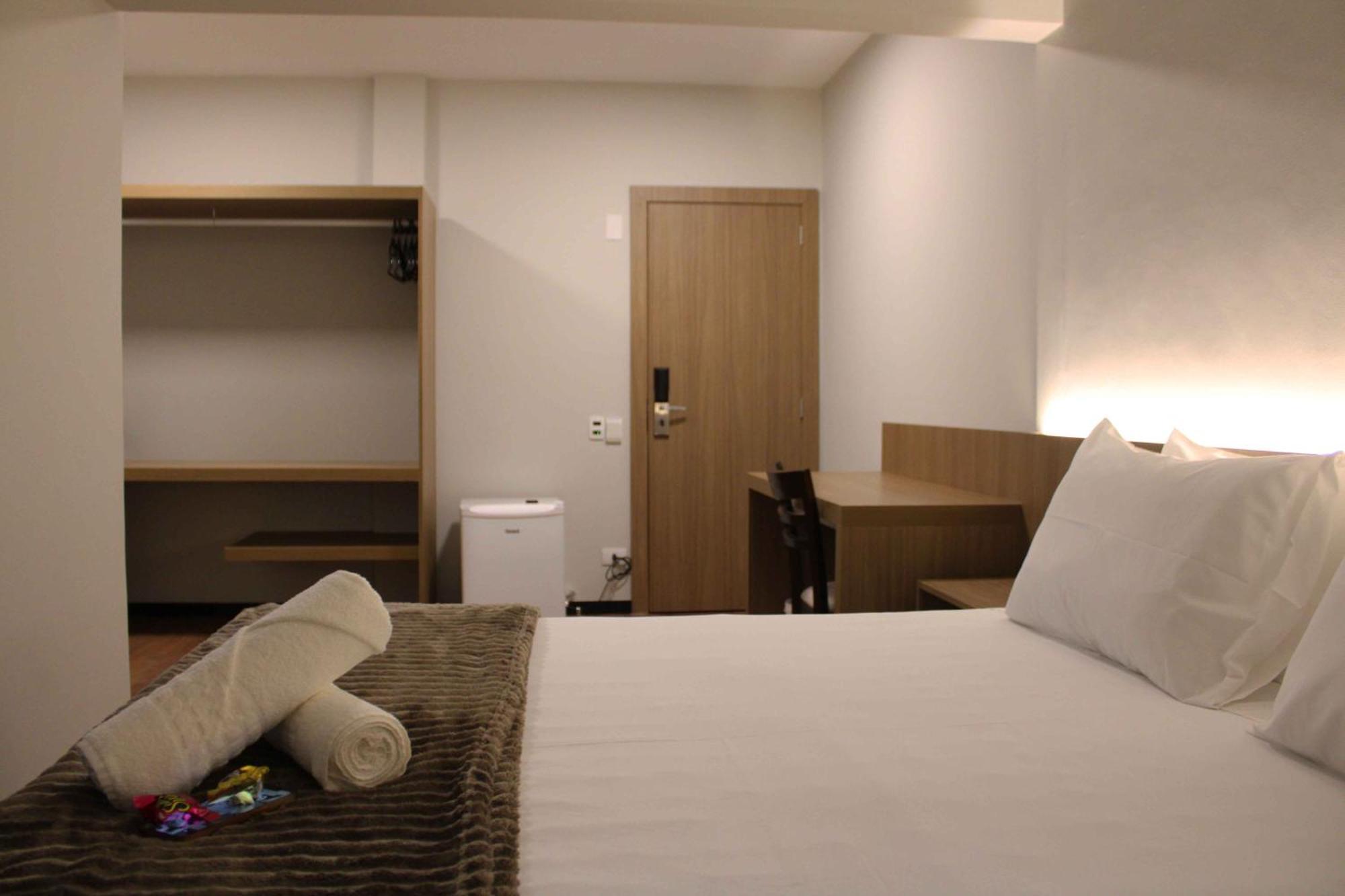 Hotel Evora By Rede Sagres Florianópolis Екстериор снимка